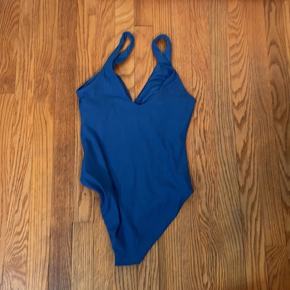 Andie The Bonita One Piece Swimsuit Rib Bijou Blue size S NWT - Picture 4 of 7